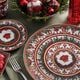 Rosenthal Versace Weihnachtsgeschirr mit festlichen roten Verzierungen