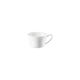 Die konische Tee-Obertasse aus der Rosenthal-Kollektion Jade Bone China White, freigestellt vor wei&szlig;em Hintergrund.