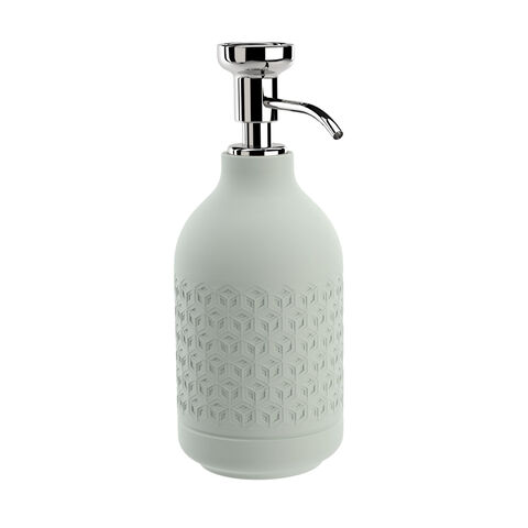 Free standing soap dispenser
