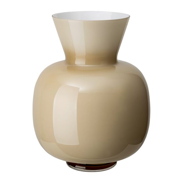 Die 34 cm hohe Glasvase der Rosenthal-Kollektion Anna, freigestellt vor wei&szlig;em Hintergrund. image number 0