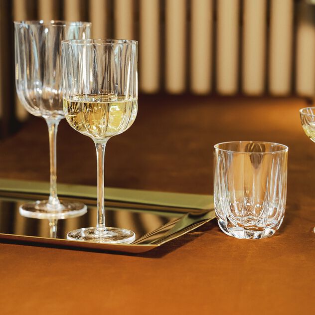 White wine image number 1