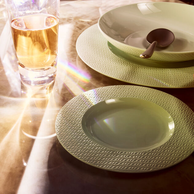 Assiette avec aile 17 cm image number 1