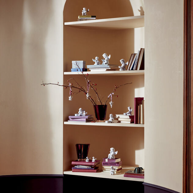 Angel with painter's palette image number 5