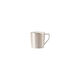 Die zylindrische Kaffee-Obertasse (0,18 l) aus der Rosenthal-Serie Francis Carreau Beige, freigestellt vor wei&szlig;em Hintergrund.
