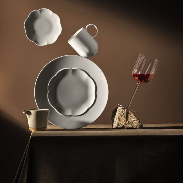 Plate 15 cm flat image number 2